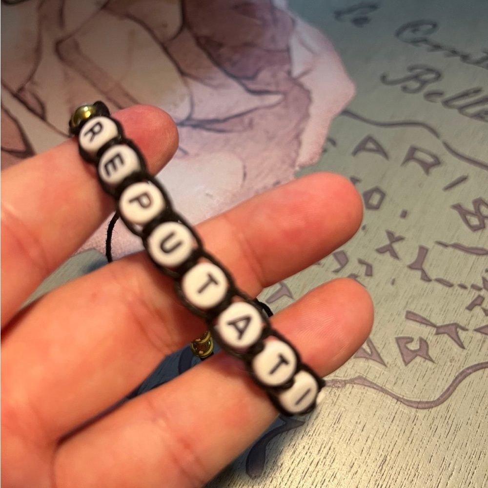 Handmade Taylor Swift Eras REPUTATION Beaded Bracelet - Adjustable